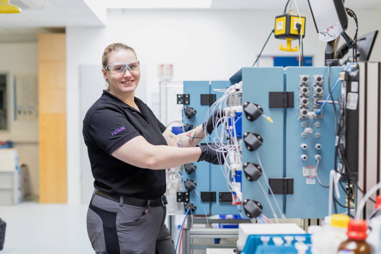 melanie-schneidercom-Nova Germany